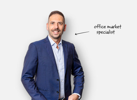 Market Specialist Office EN Nicola